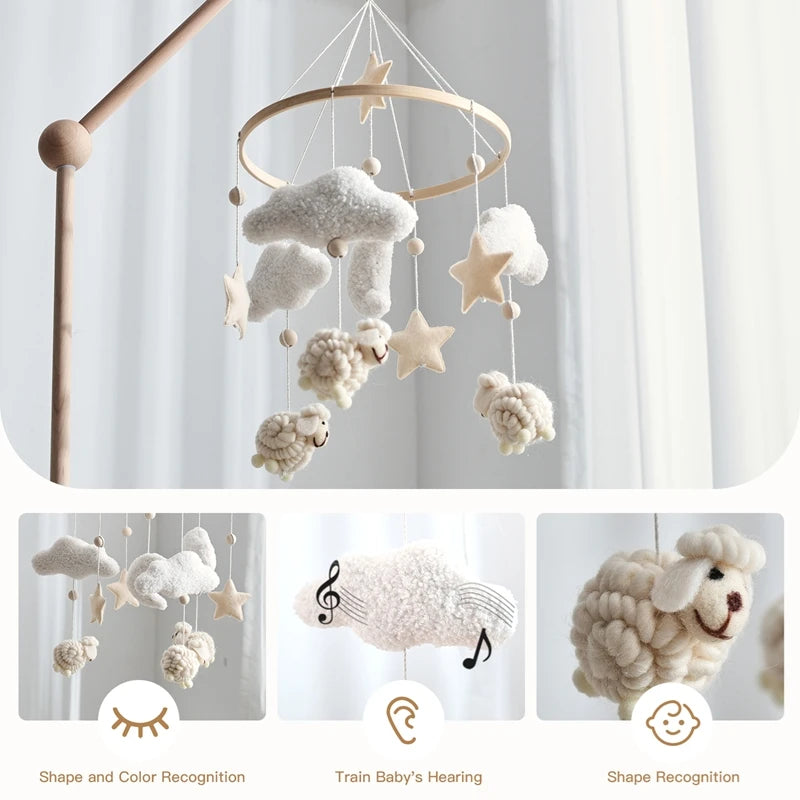 Baby Mobile Wolken